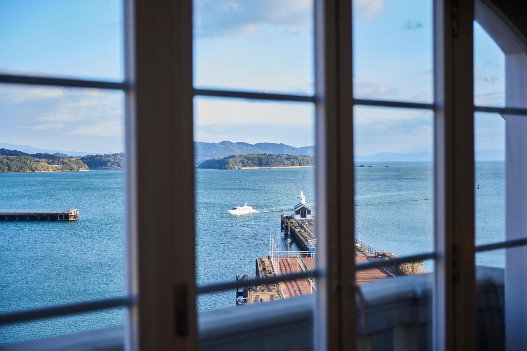 Watermark Hotel Nagasaki Huis Ten Bosch Sasebo Exterior foto View of the bay from the hotel