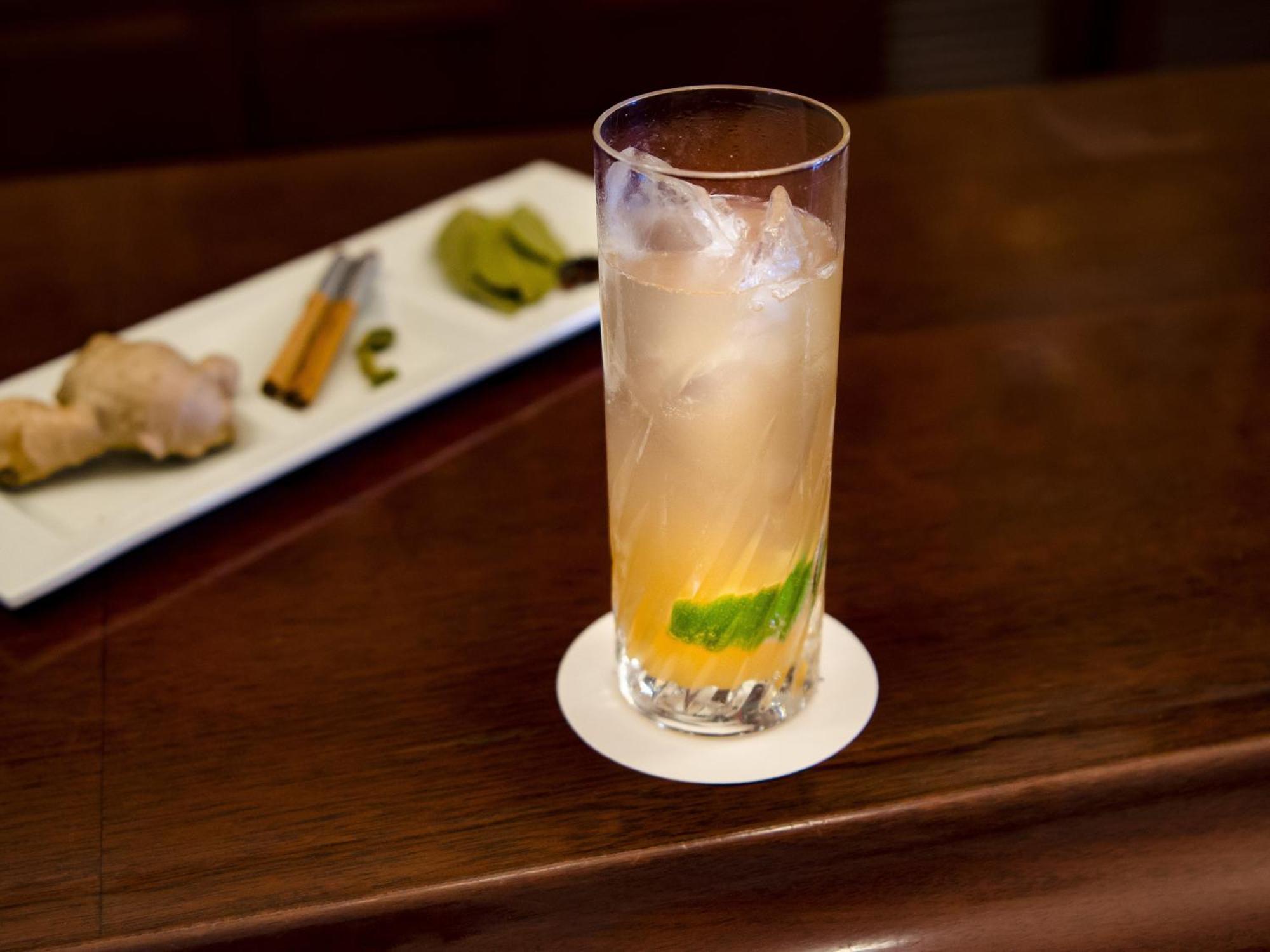 Watermark Hotel Nagasaki Huis Ten Bosch Sasebo Exterior foto A ginger beer cocktail